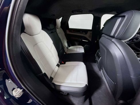 New 2025 Porsche Cayenne Turbo image 20
