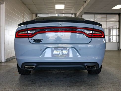Used 2022 Dodge Charger SXT w/ Plus Group image 4