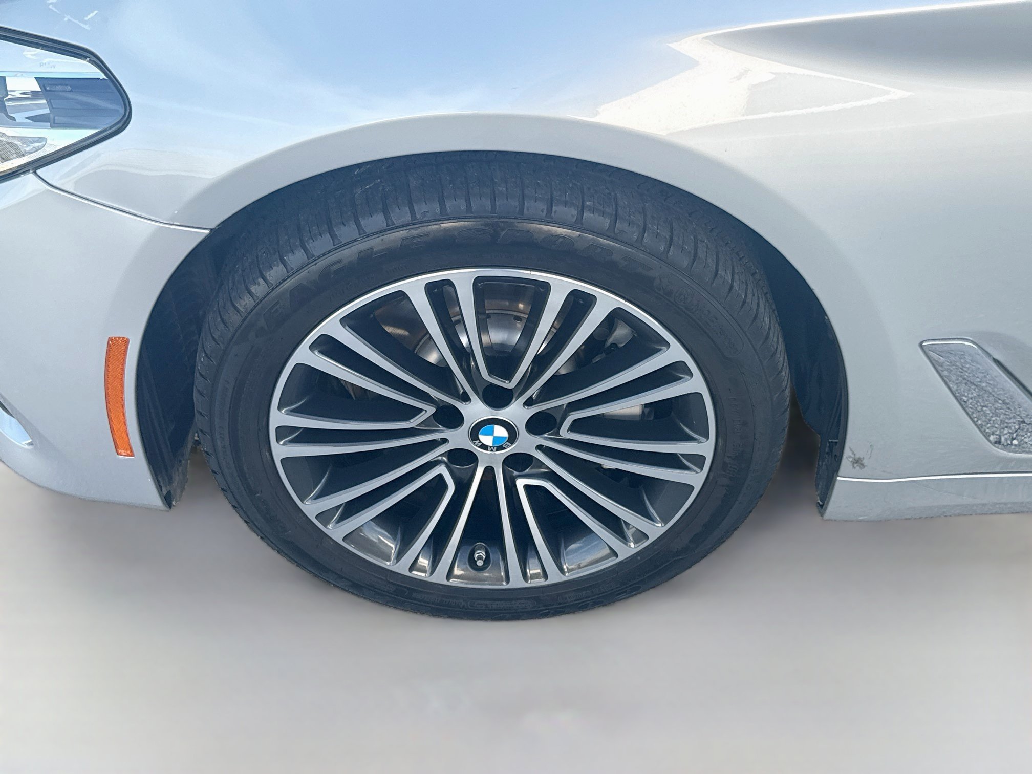 Used 2020 BMW 530i RWD image 35