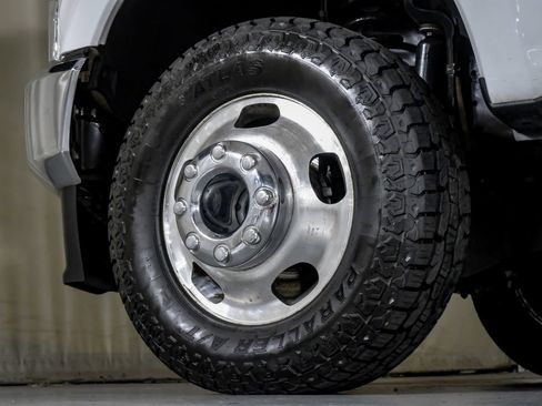 Used 2022 Ford F350 Lariat w/ Lariat Ultimate Package image 53