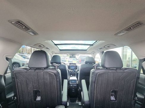 Used 2021 Subaru Ascent Touring AWD/4WD image 12