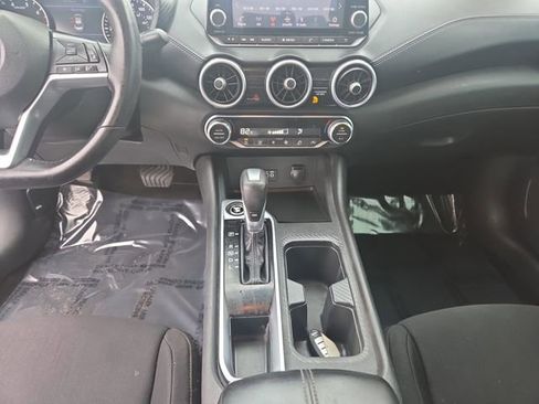 Used 2021 Nissan Sentra SV FWD image 11