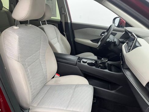 Used 2023 Nissan Rogue SV image 25