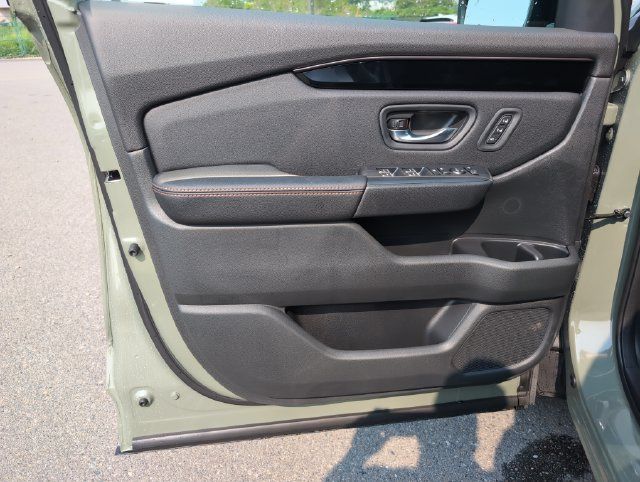 Used 2026 Honda Pilot TrailSport image 18