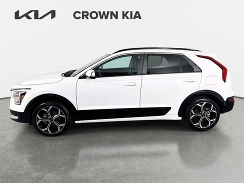 Certified 2023 Kia Niro EX Touring FWD image 8