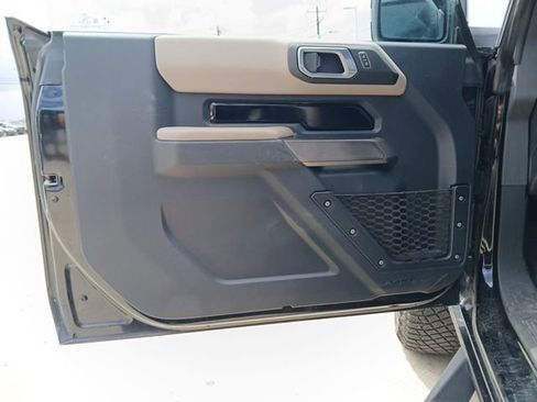 Used 2022 Ford Bronco Wildtrak AWD/4WD image 12
