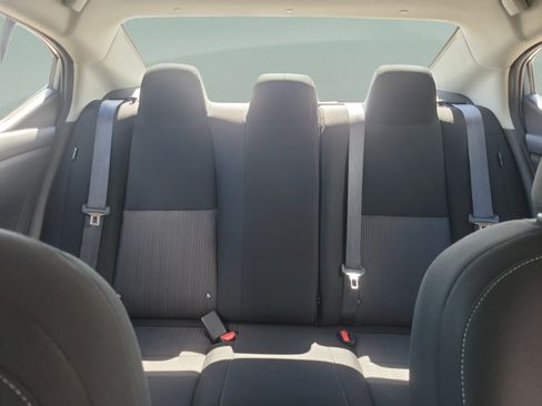 Used 2025 Nissan Sentra SV FWD image 11