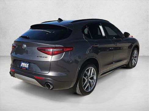 Used 2020 Alfa Romeo Stelvio Ti Sport image 5