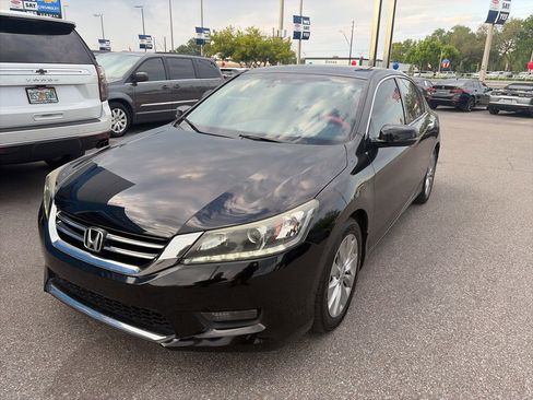 Used 2015 Honda Accord EX-L image 2