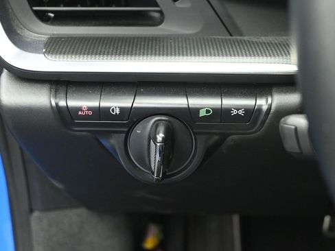 Used 2022 Porsche 911 Turbo S w/ 911 Turbo Sportdesign Package image 11