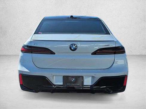 New 2026 BMW i7 eDrive50 image 8