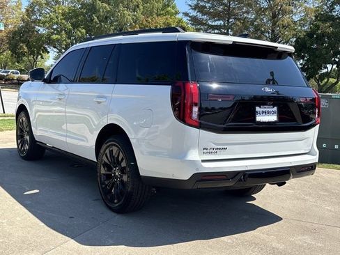 Used 2025 Ford Expedition Platinum w/ Stealth Appearance Package AWD/4WD image 12