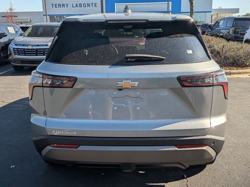 New 2026 Chevrolet Equinox LT w/ Convenience Package II image 10