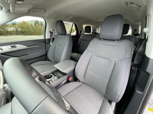 New 2026 Ford Explorer Active AWD/4WD image 17