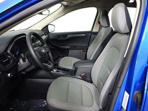 Used 2020 Ford Escape S image 11