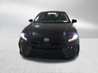 Used 2025 Toyota Camry LE video 2