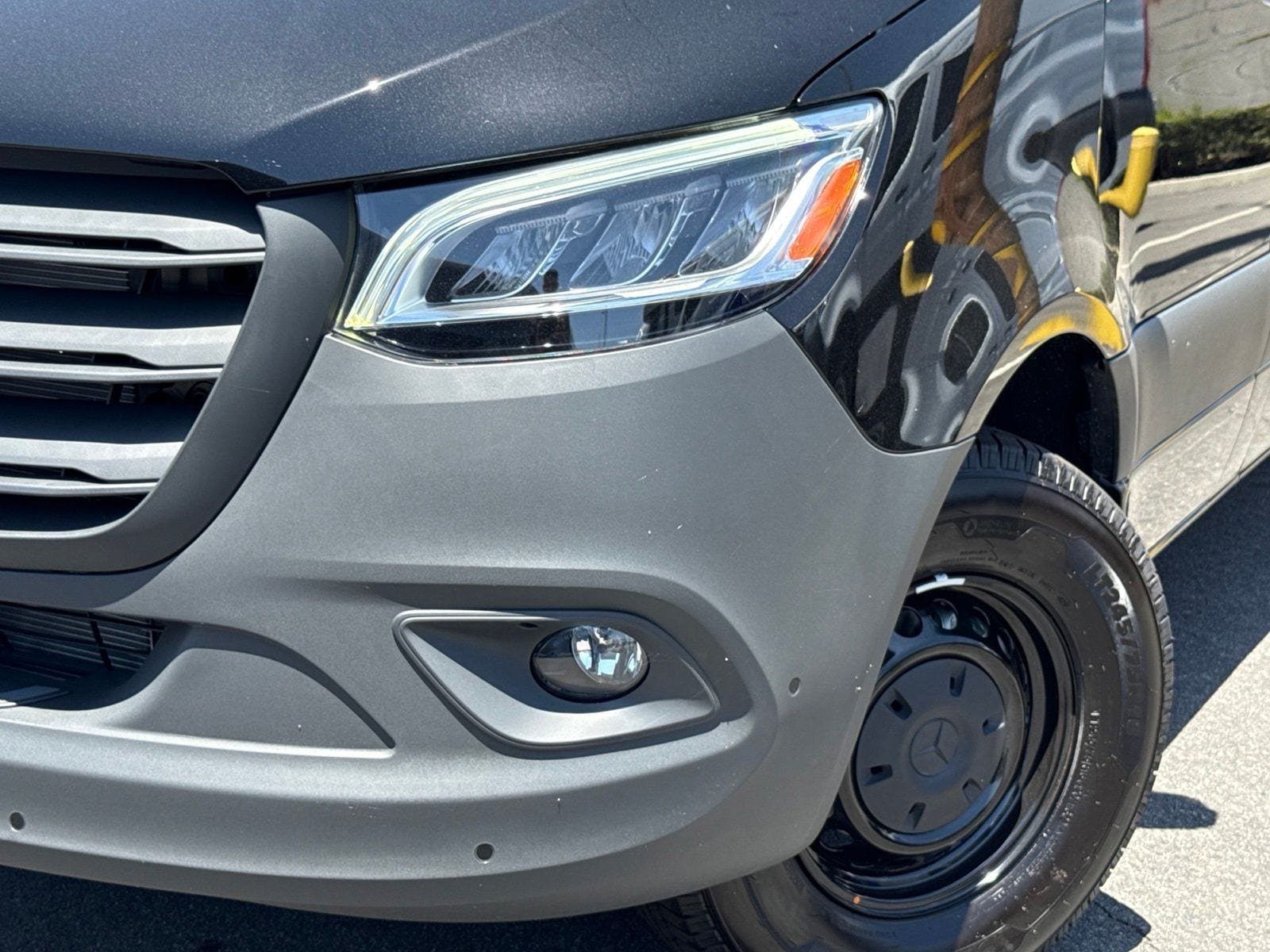 New 2026 Mercedes-Benz Sprinter 2500 image 3