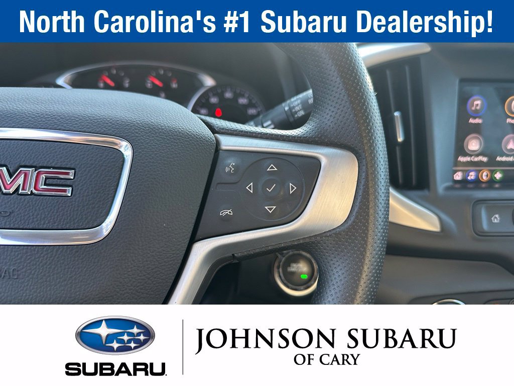 Used 2022 GMC Terrain SLE w/ Driver Convenience Package FWD image 11