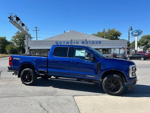 New 2026 Ford F350 XLT w/ XLT Premium Package AWD/4WD image 1