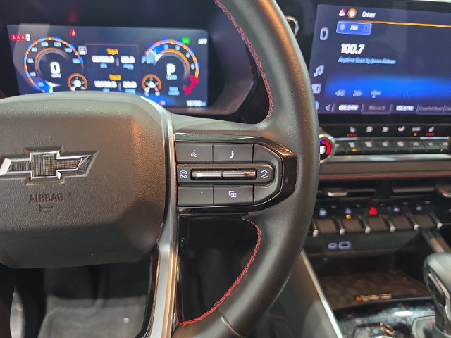 Used 2024 Chevrolet Colorado Z71 w/ Z71 Convenience Package 2 AWD/4WD image 13