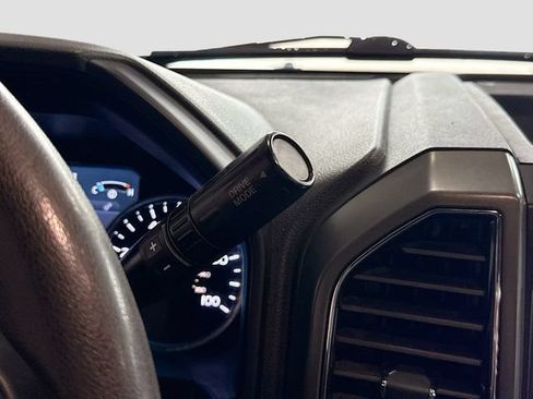 Used 2020 Ford F350 XLT w/ XLT Premium Package AWD/4WD image 18