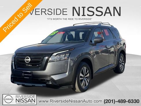 Certified 2023 Nissan Pathfinder SL w/ Lighting Package (N92) AWD/4WD image 1