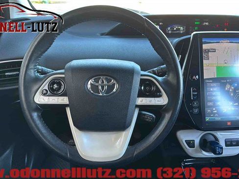 Used 2019 Toyota Prius Prime Advanced image 19