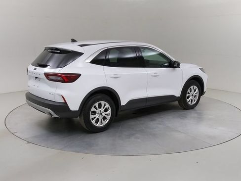 Certified 2023 Ford Escape Active w/ Tech Pack #1 AWD/4WD image 7