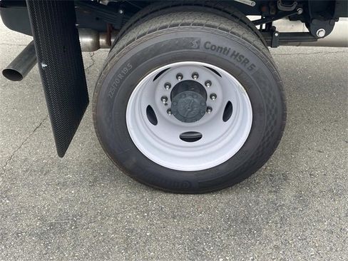 New 2024 Ford F550 XL image 33