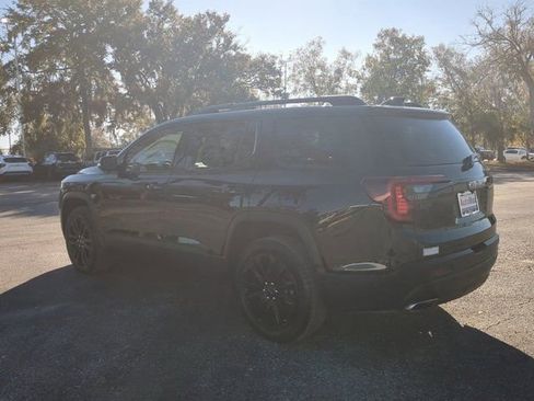 Used 2023 GMC Acadia SLE w/ Driver Convenience Package image 6