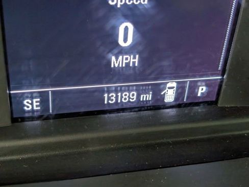 Certified 2025 Chevrolet Silverado 1500 W/T image 18