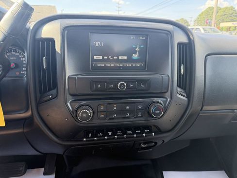 Used 2017 Chevrolet Silverado 2500 W/T w/ WT Fleet Convenience Package AWD/4WD image 16