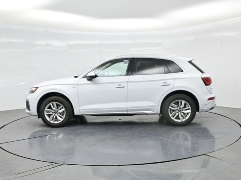 Used 2023 Audi Q5 2.0T Premium w/ Convenience Package AWD/4WD image 5
