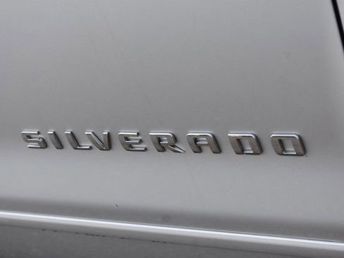 Used 2015 Chevrolet Silverado 1500 LT image 12