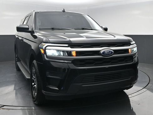 Used 2024 Ford Expedition Max XLT image 24