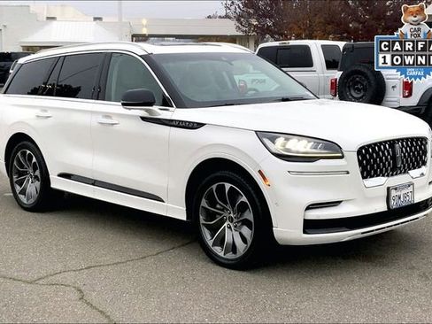 Used 2023 Lincoln Aviator Grand Touring w/ Equipment Group 301A image 2