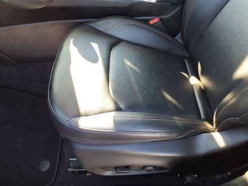 Used 2024 Jeep Compass Limited image 17