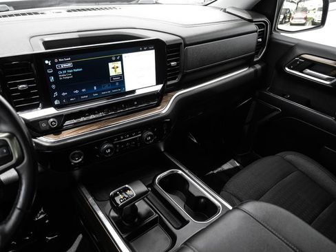 Used 2023 Chevrolet Silverado 1500 RST w/ Redline Edition AWD/4WD image 22