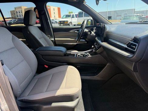 Used 2024 Chevrolet Traverse LT w/ LPO, Floor Liner Package AWD/4WD image 3