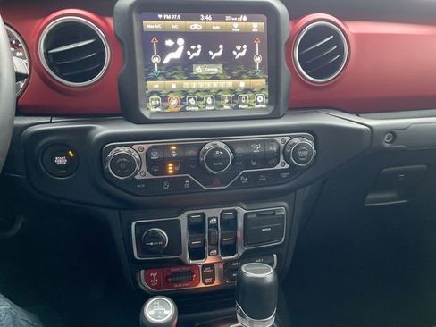 Used 2020 Jeep Gladiator Rubicon image 13