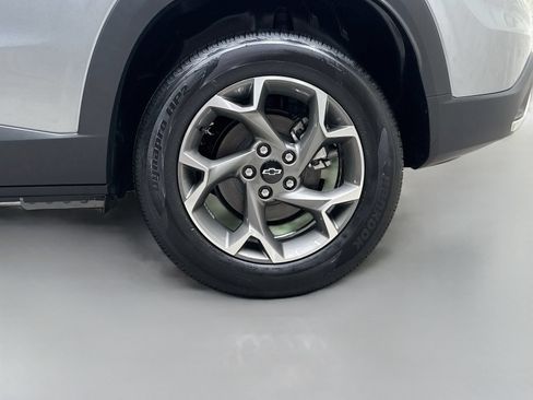 New 2026 Chevrolet Trax LT w/ Driver Confidence Package FWD image 33