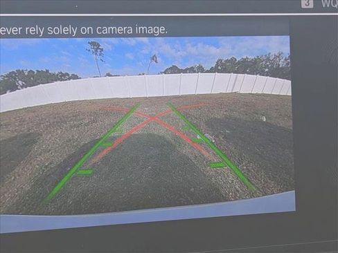 Used 2023 BMW 540i w/ Premium Package image 11