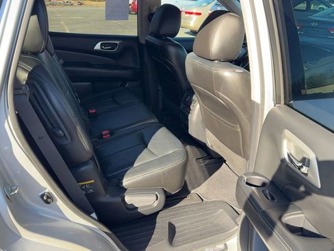 Used 2014 Nissan Pathfinder SL w/ SL Premium Package image 13