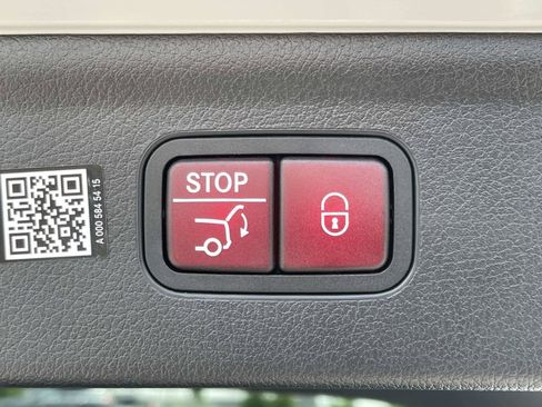 Certified 2023 Mercedes-Benz EQE 500 4MATIC SUV image 13