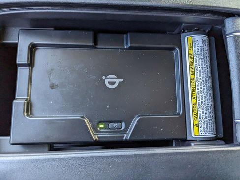 Used 2021 Toyota Highlander XLE image 33