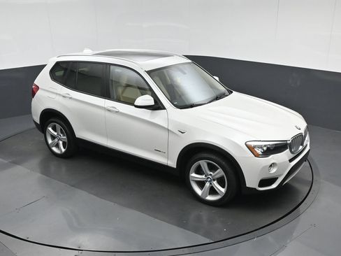 Used 2017 BMW X3 sDrive28i RWD image 56