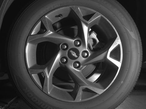 Used 2025 Chevrolet Trax LT w/ LT Convenience Package image 14