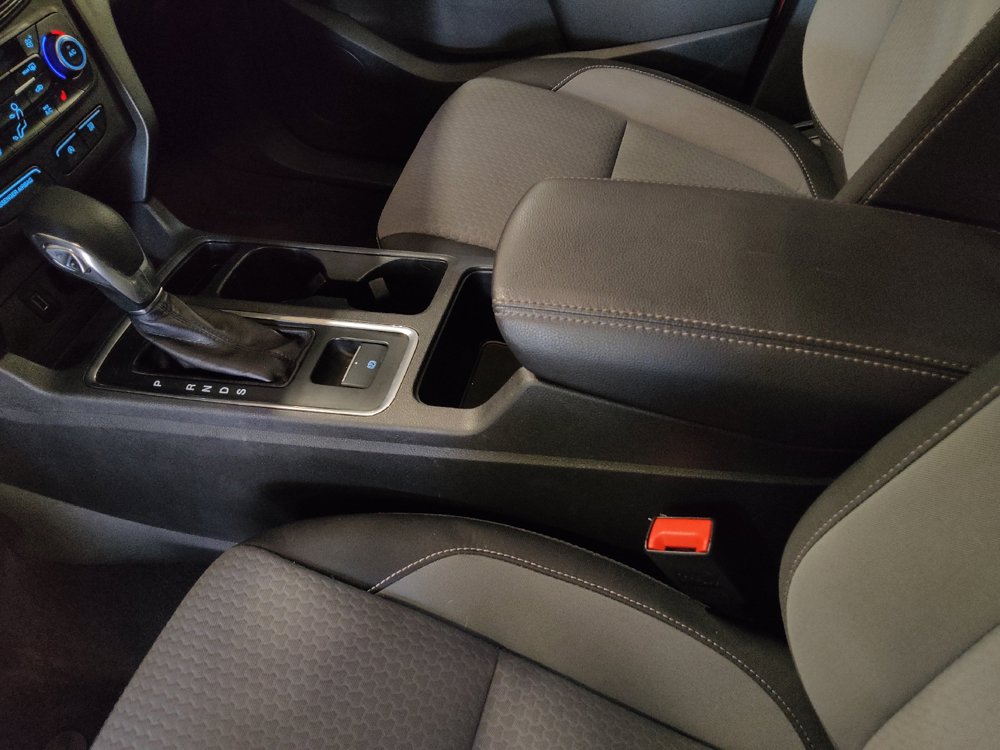 Used 2018 Ford Escape SE FWD image 26