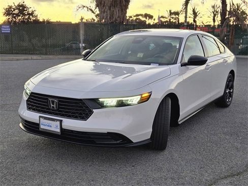 New 2025 Honda Accord SE image 10