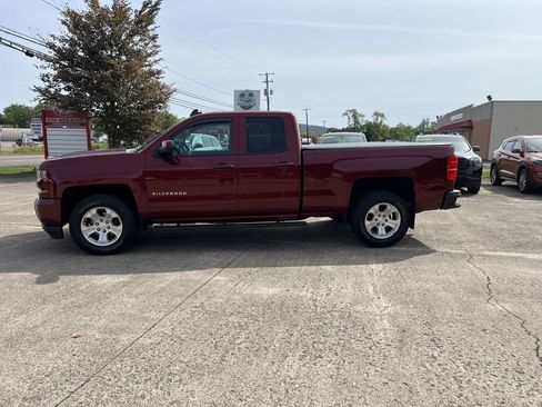 Used 2017 Chevrolet Silverado 1500 LT w/ All Star Edition image 16
